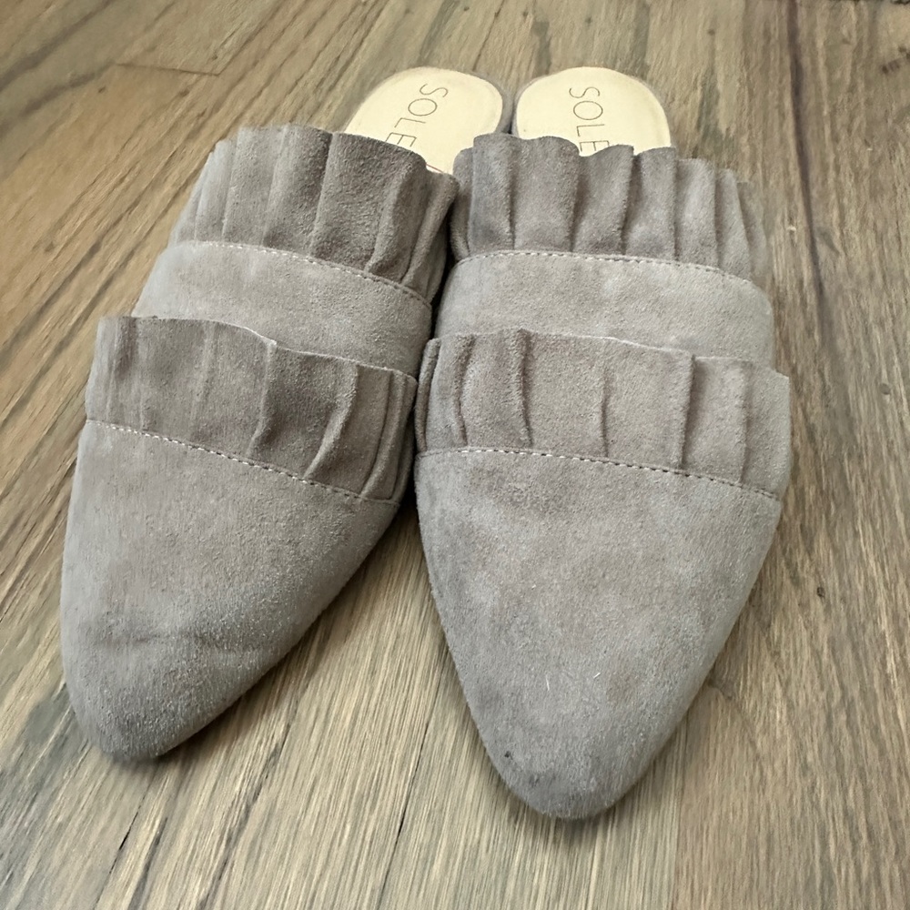 Sole Society Suede Grey Slip On Flats Size 5